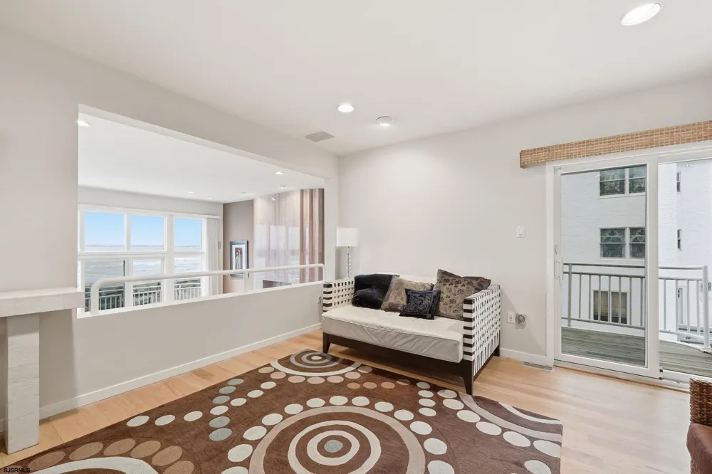119 S 11th Ave Longport, NJ 08403