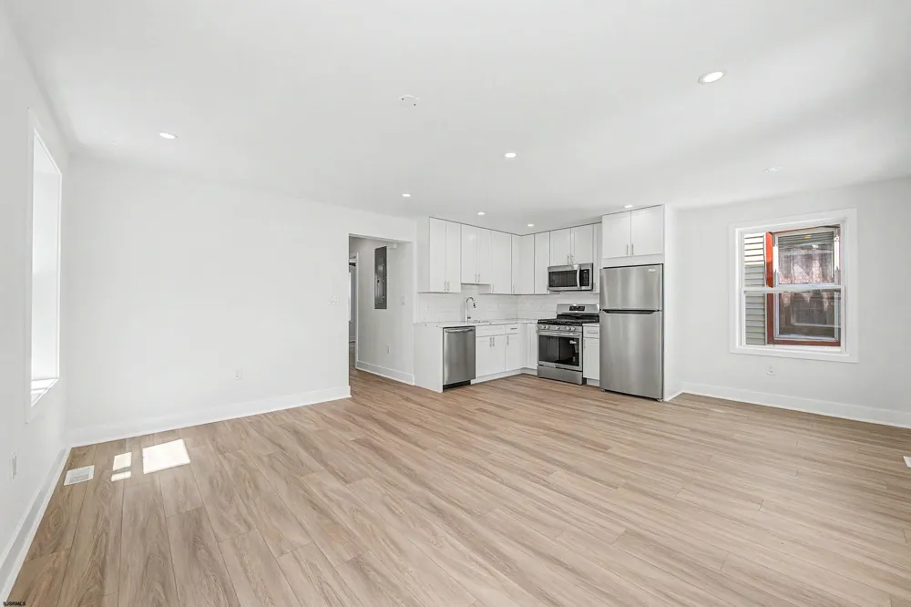 38 N Boston Ave Atlantic City, NJ 08401