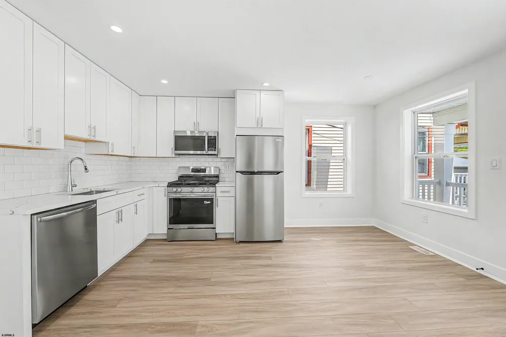 38 N Boston Ave Atlantic City, NJ 08401