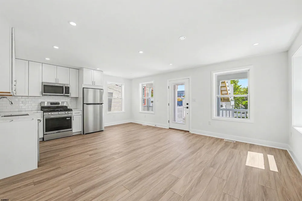 38 N Boston Ave Atlantic City, NJ 08401