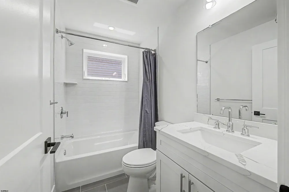 38 N Boston Ave Atlantic City, NJ 08401