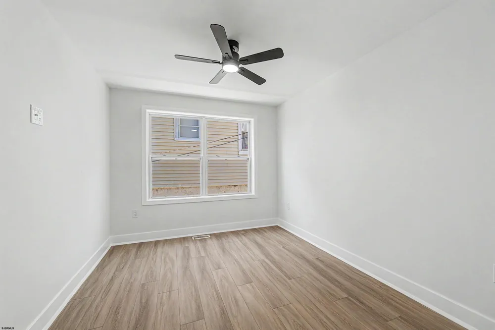 38 N Boston Ave Atlantic City, NJ 08401