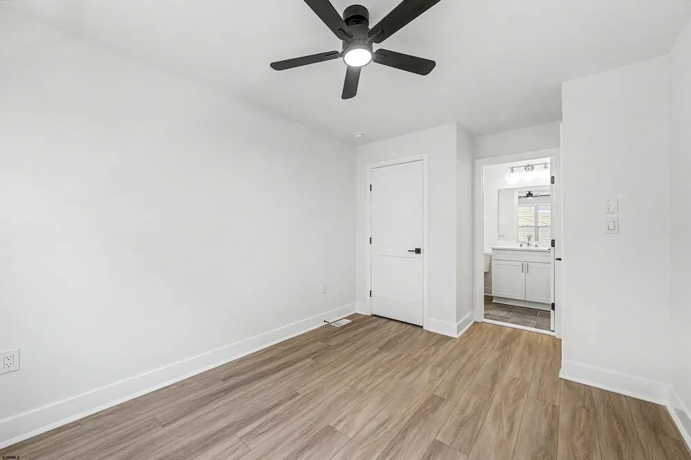 38 N Boston Ave Atlantic City, NJ 08401