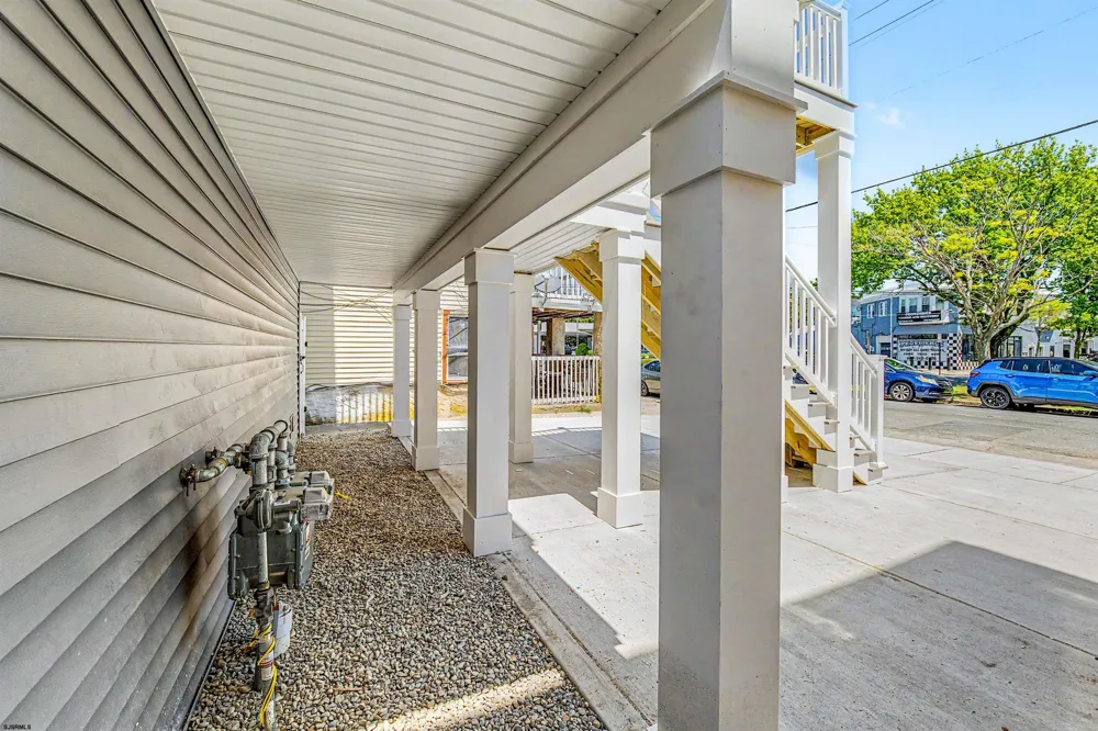 38 N Boston Ave Atlantic City, NJ 08401