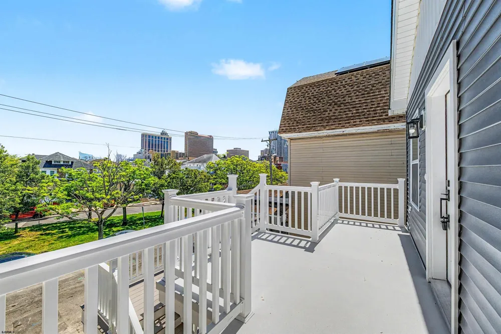 38 N Boston Ave Atlantic City, NJ 08401