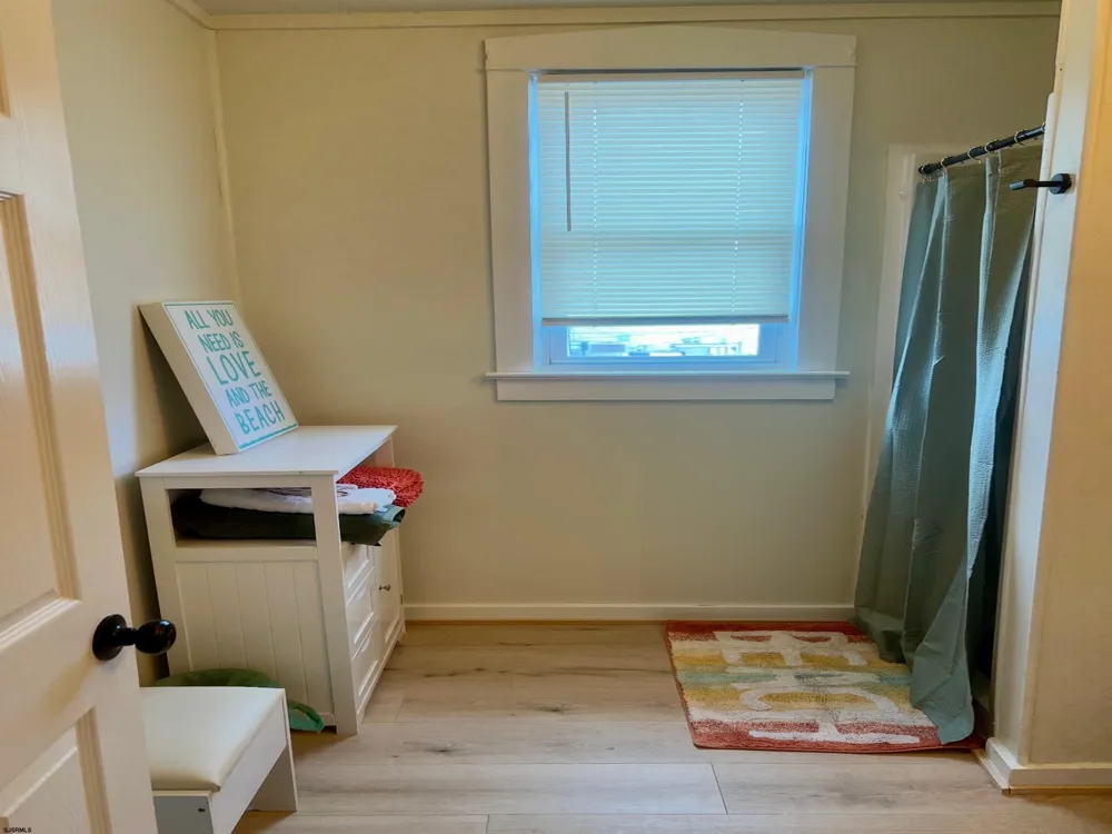 4001 Landis Sea Isle City, NJ 08243