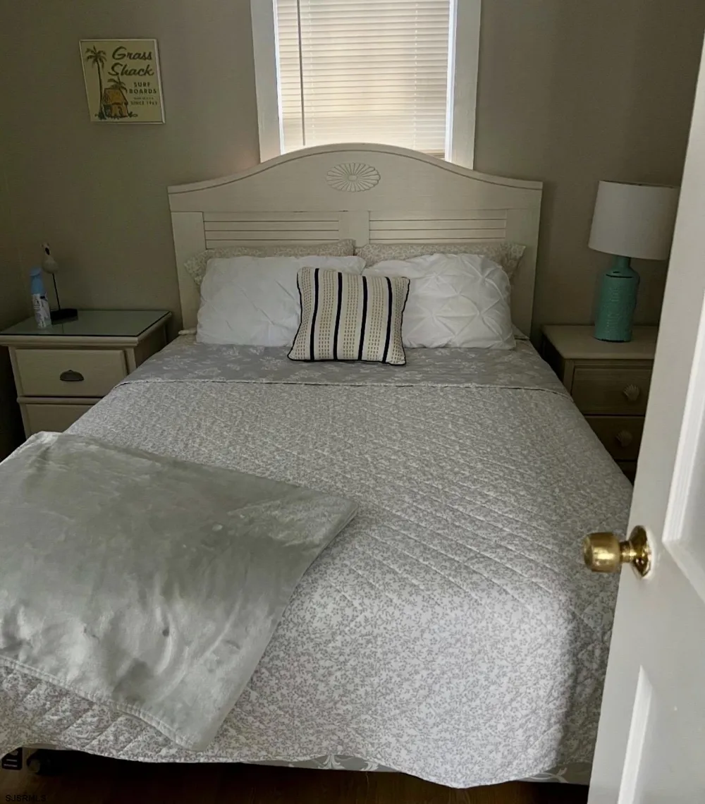 28 40th Sea Isle City, NJ 08243