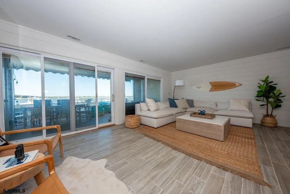 616 Pleasure Ave Ocean City, NJ 08226
