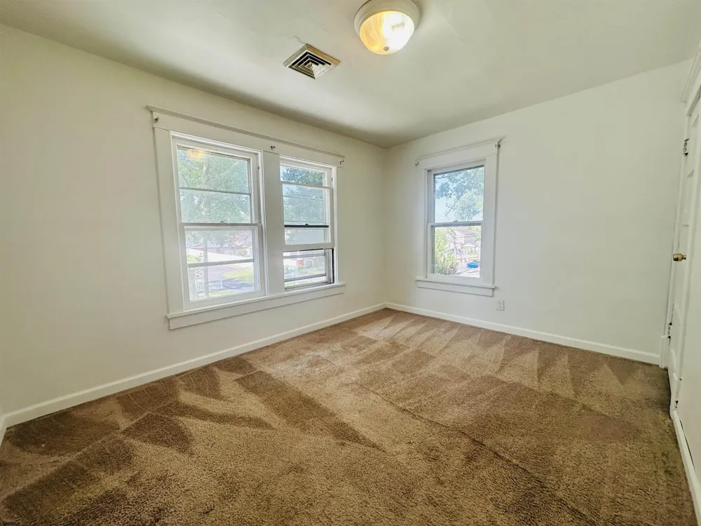 722 E Grape Street Vineland, NJ 08360