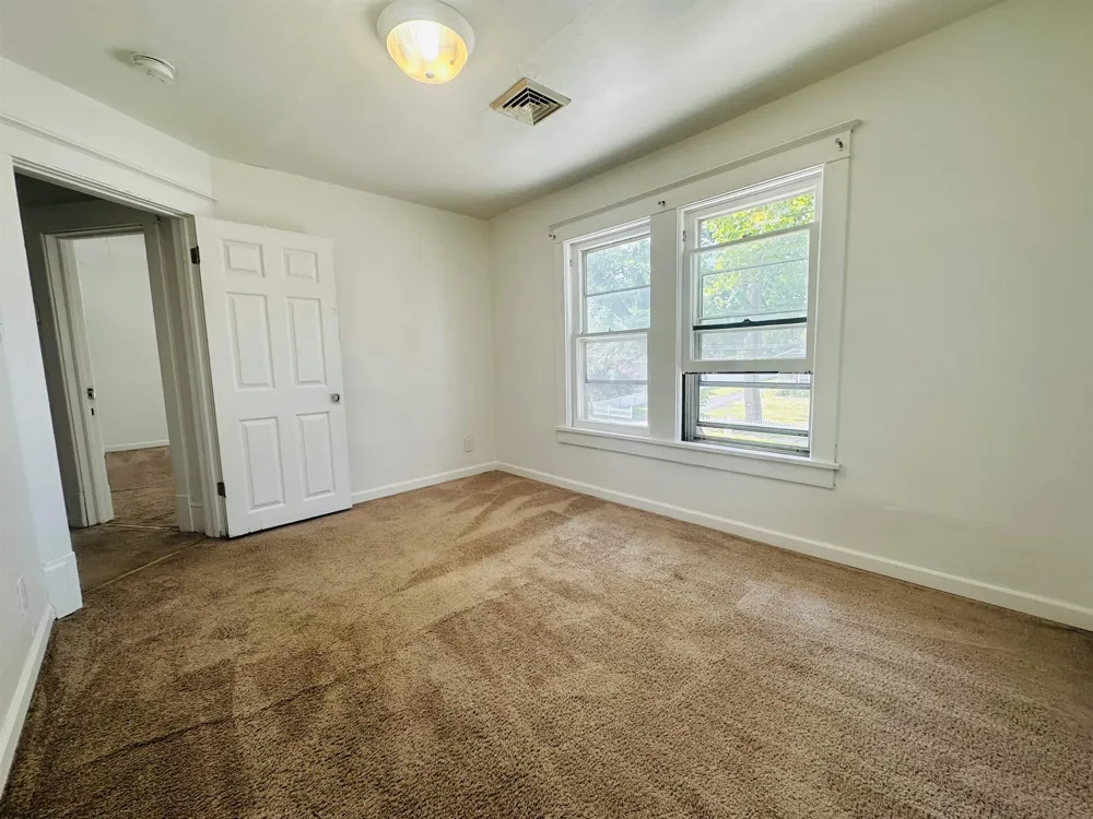 722 E Grape Street Vineland, NJ 08360