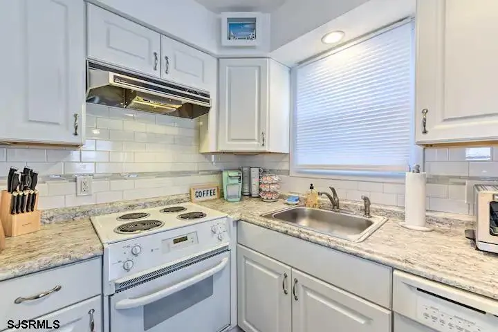 1106 E Evans Blvd Brigantine, NJ 08203