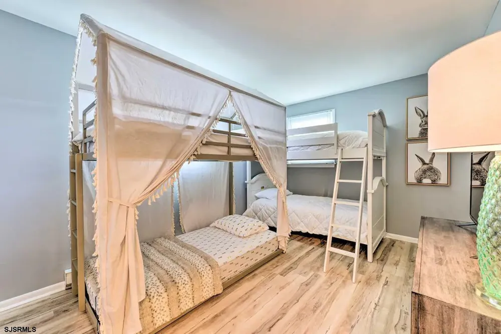 1106 E Evans Blvd Brigantine, NJ 08203