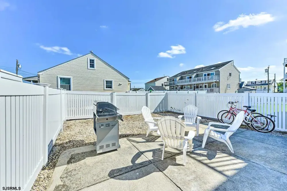 1106 E Evans Blvd Brigantine, NJ 08203