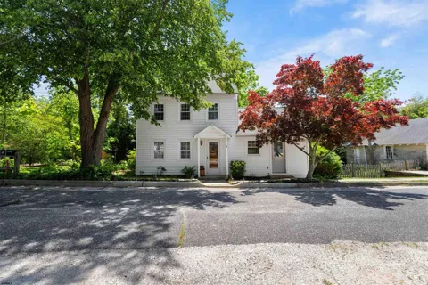 4 Water Street