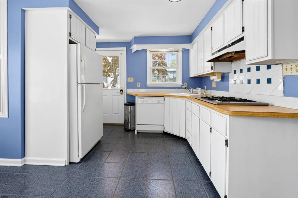 4 Water Street Egg Harbor Township, NJ 08234