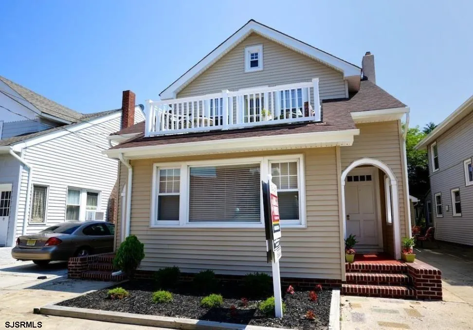 109 N Granville Ave Margate, NJ 08402