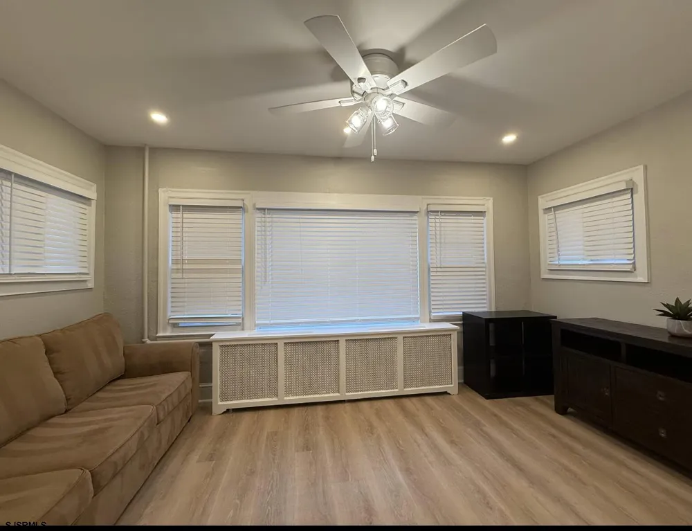 109 N Granville Ave Margate, NJ 08402