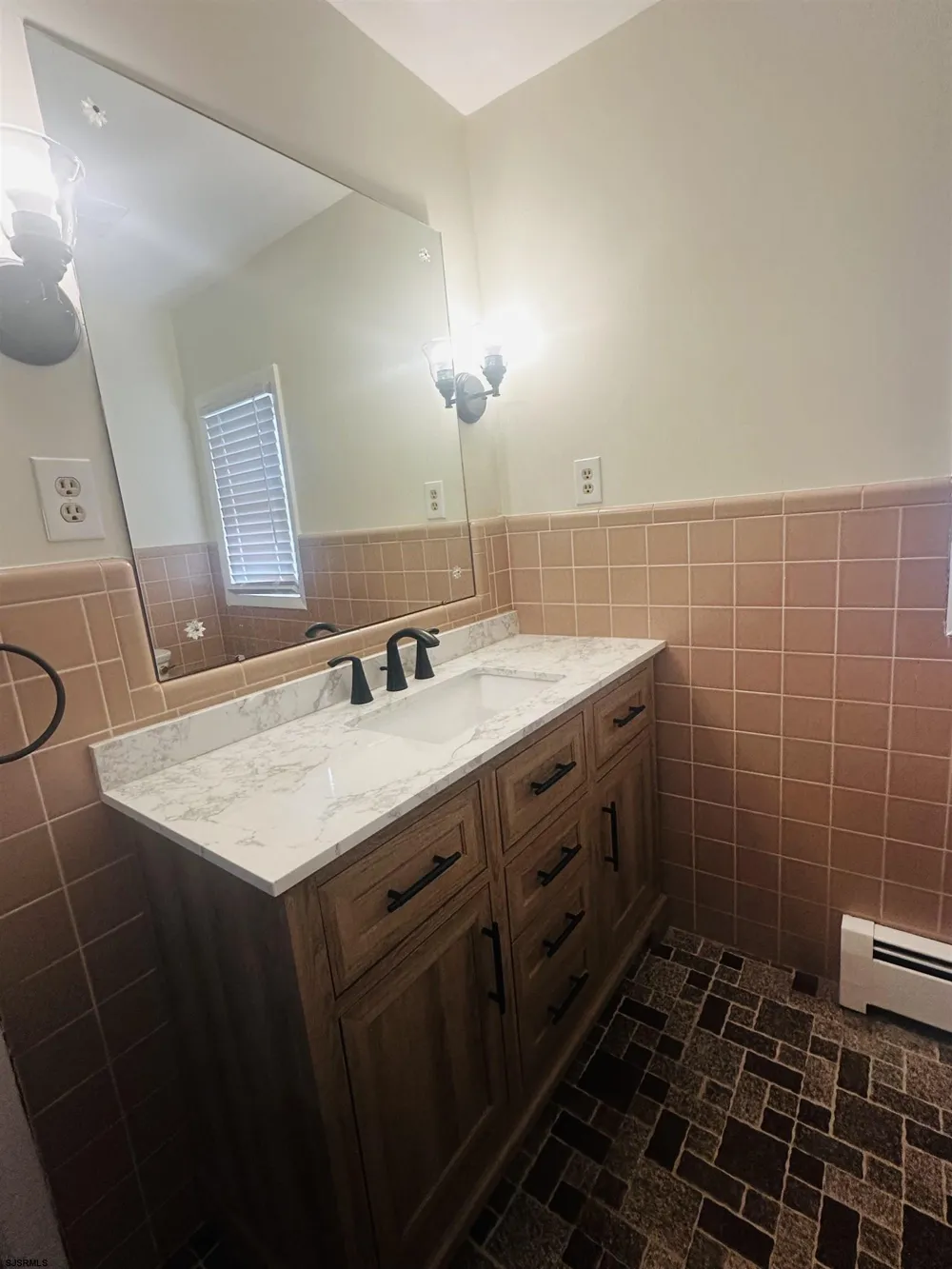 3670 Oak Road Buena Vista Township, NJ 08360