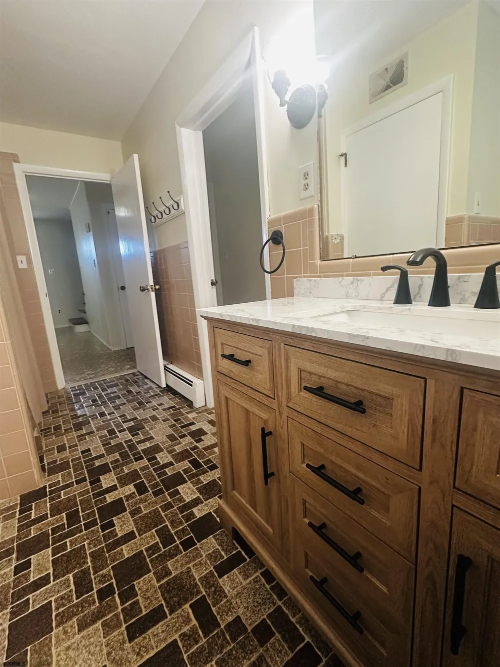 3670 Oak Road Buena Vista Township, NJ 08360