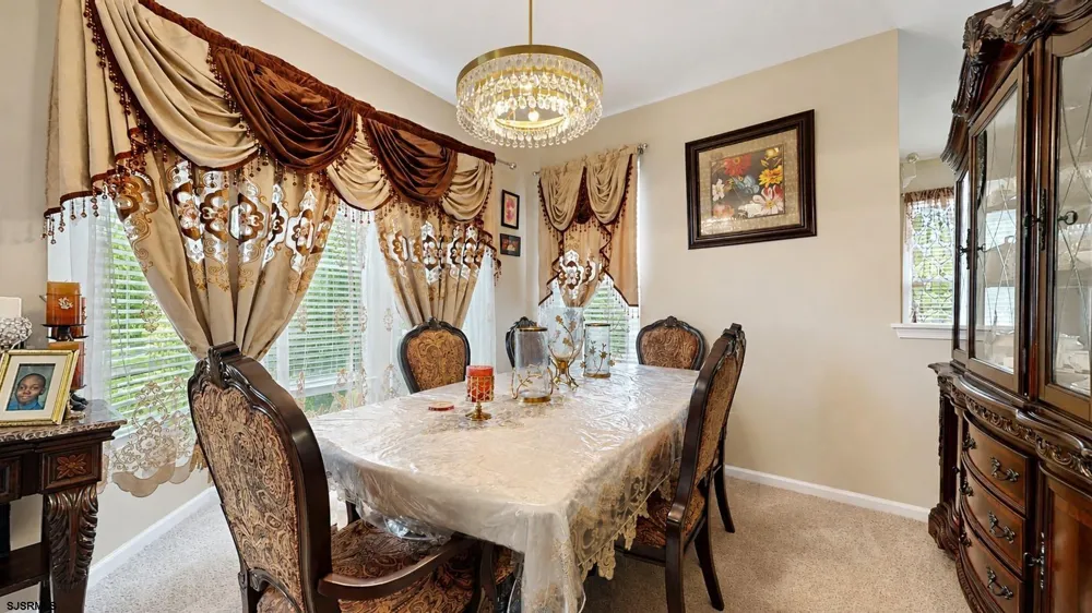 12 Summit Cir Mays Landing, NJ 08330