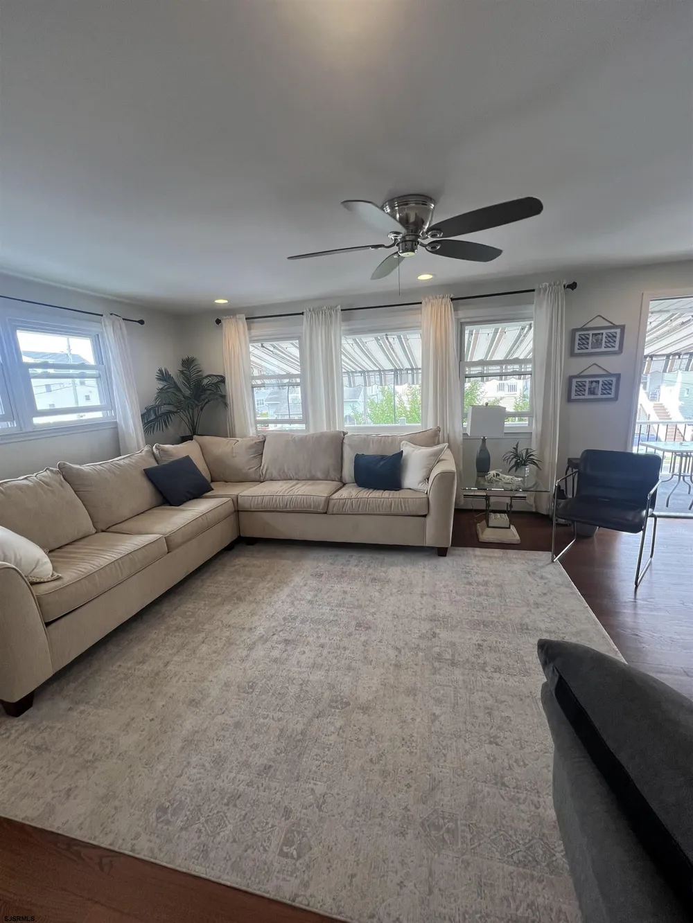 120 N Melbourne Ave Ventnor, NJ 08406