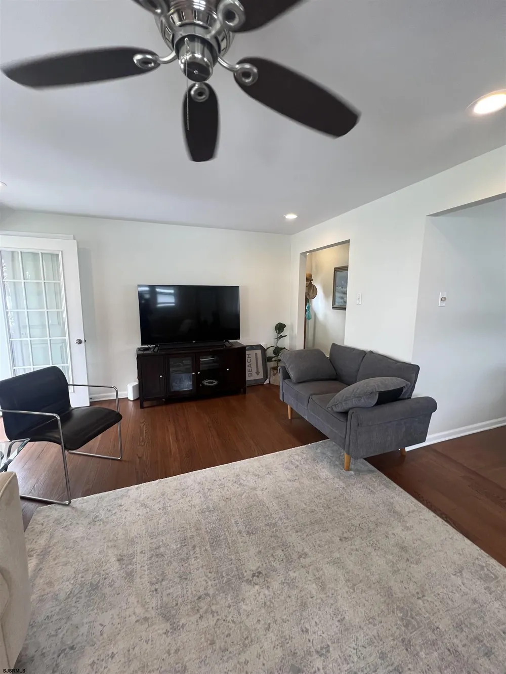 120 N Melbourne Ave Ventnor, NJ 08406