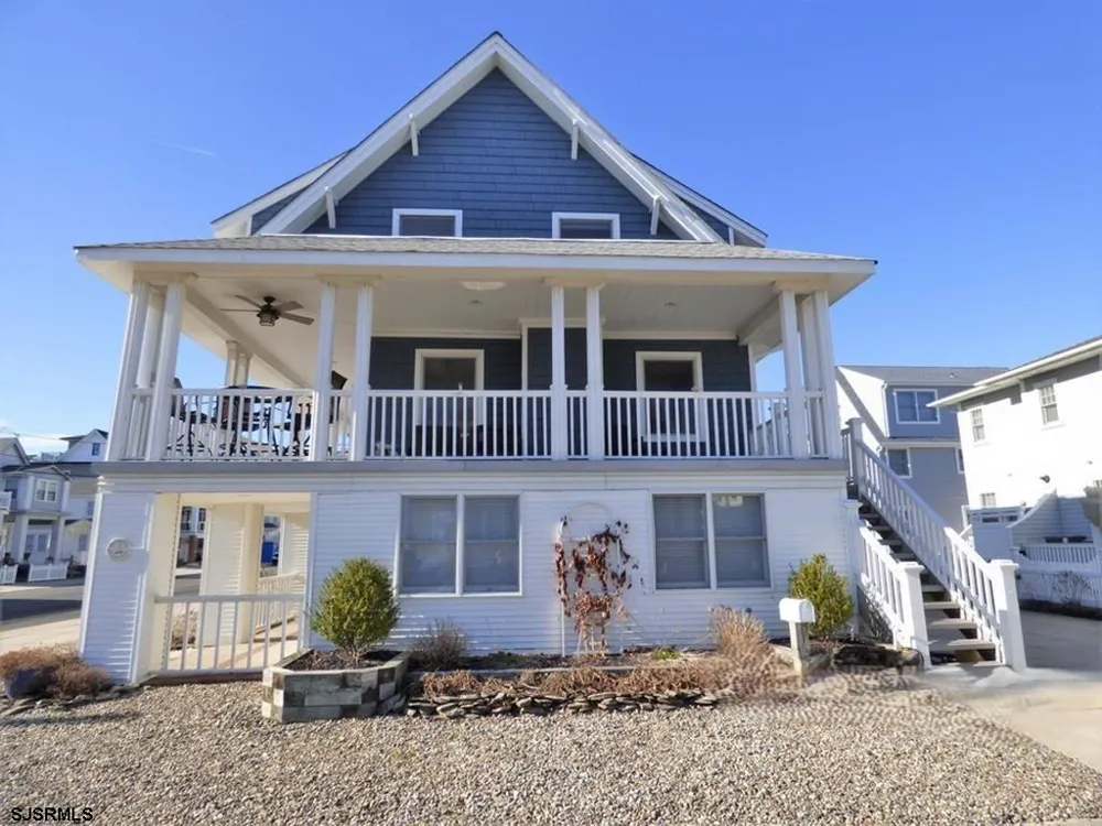 875 Stenton Pl Ocean City, NJ 08226