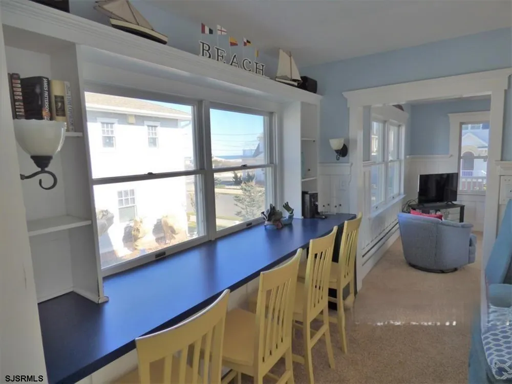 875 Stenton Pl Ocean City, NJ 08226