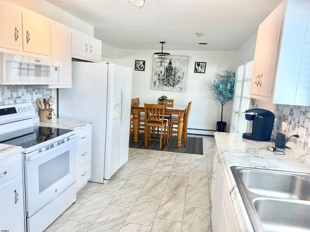 104 Nautilus Dr Stafford Township, NJ 08050