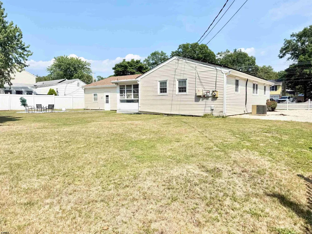 104 Nautilus Dr Stafford Township, NJ 08050