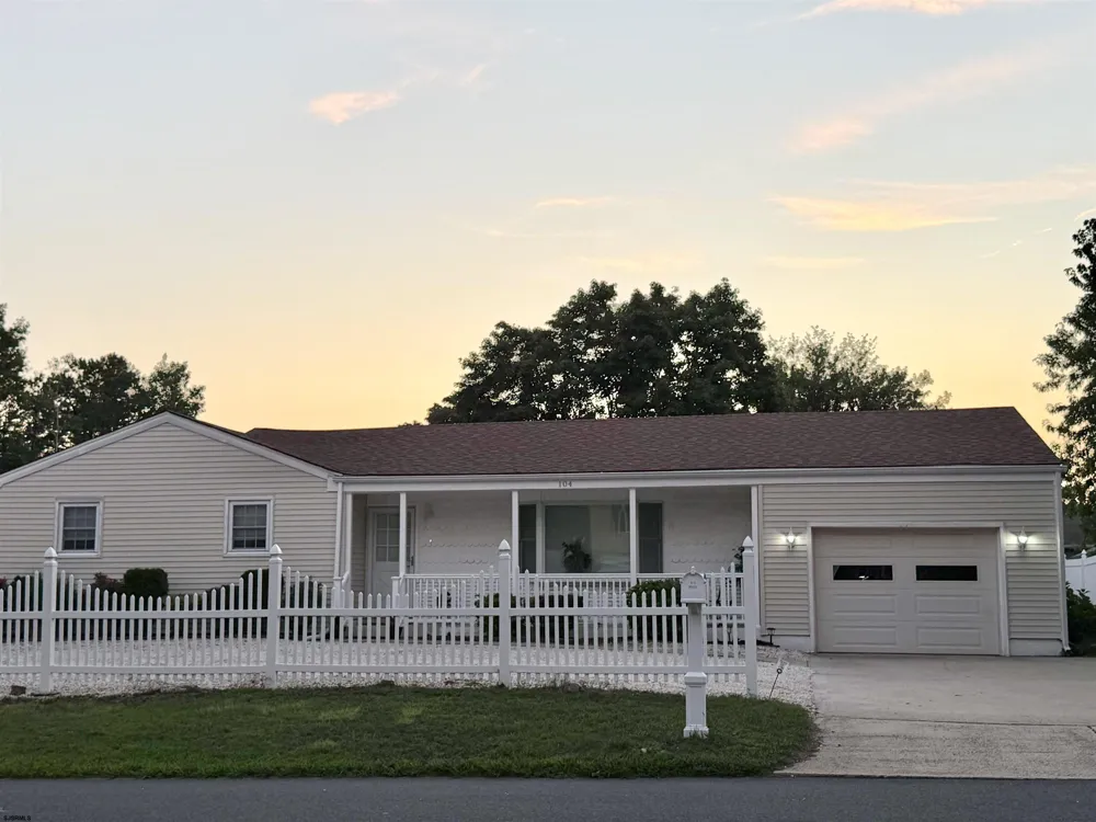 104 Nautilus Dr Stafford Township, NJ 08050