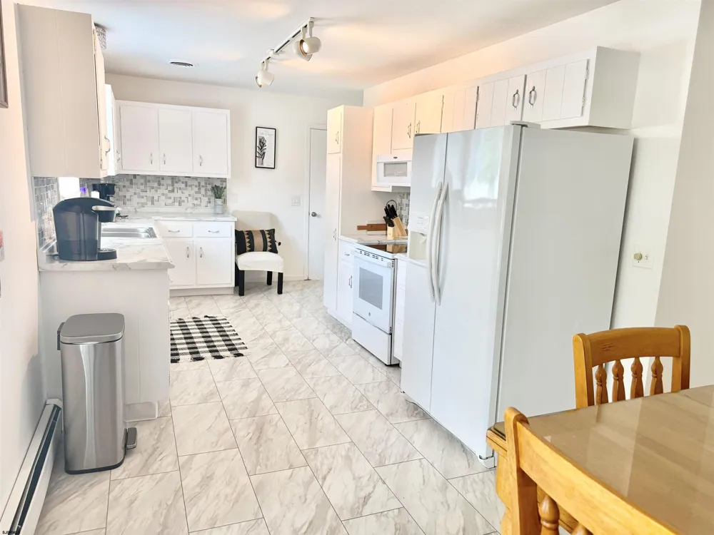 104 Nautilus Dr Stafford Township, NJ 08050