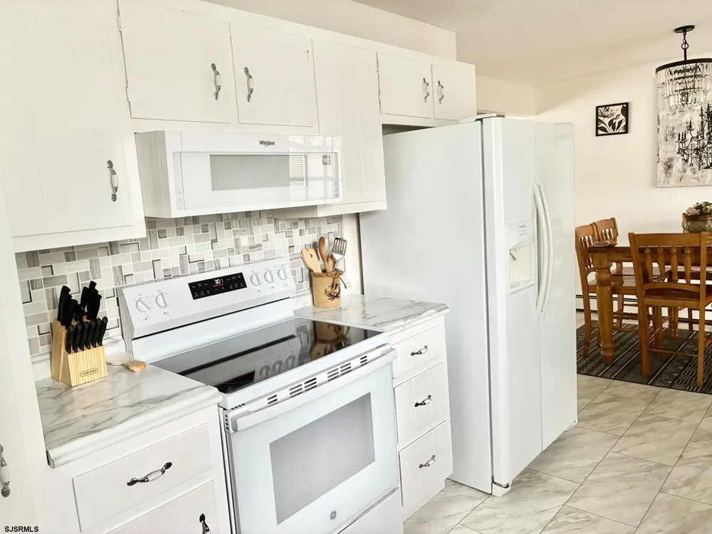 104 Nautilus Dr Stafford Township, NJ 08050
