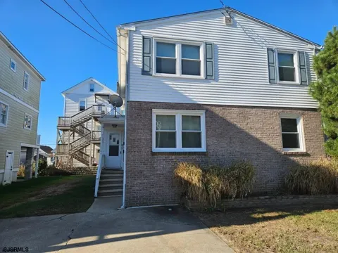 210 N Surrey Ave