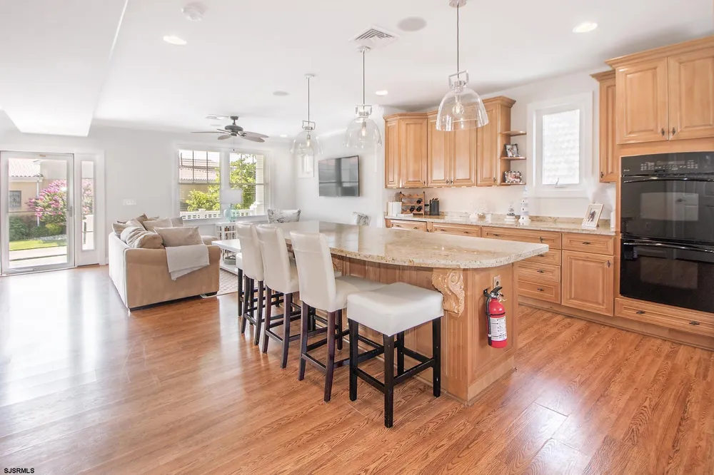 5 N 29th Ave Longport, NJ 08403