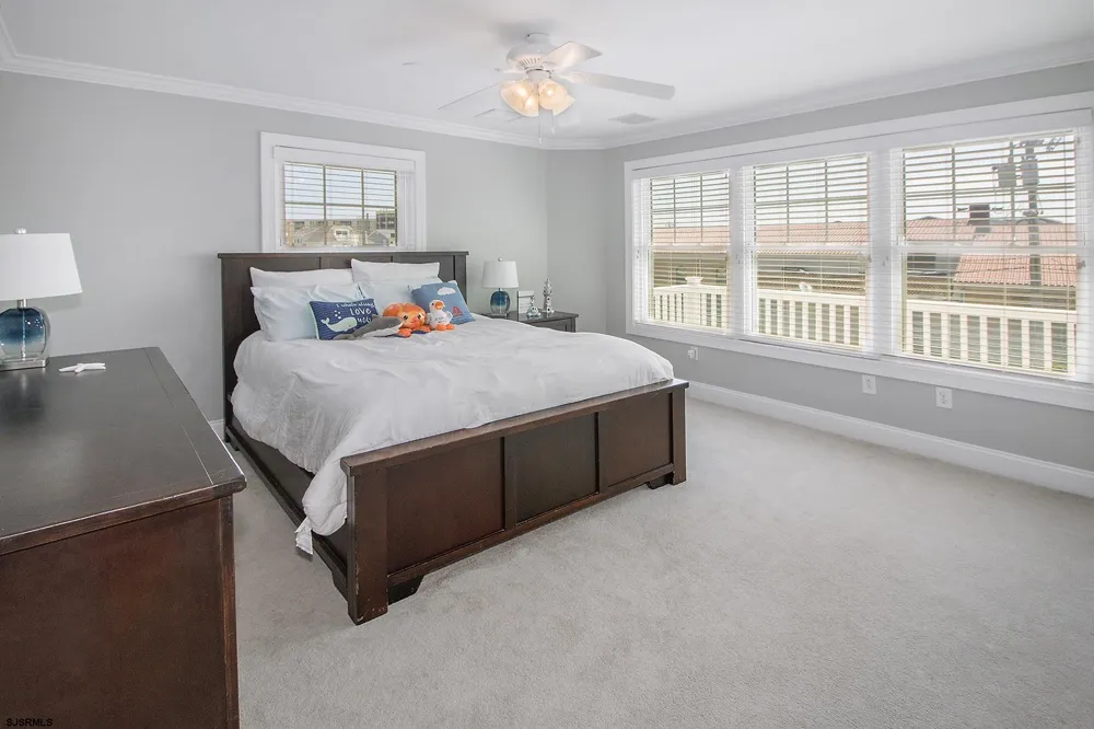 5 N 29th Ave Longport, NJ 08403