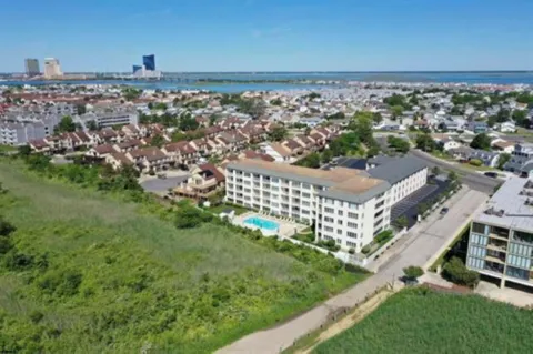 4600 W Brigantine Ave