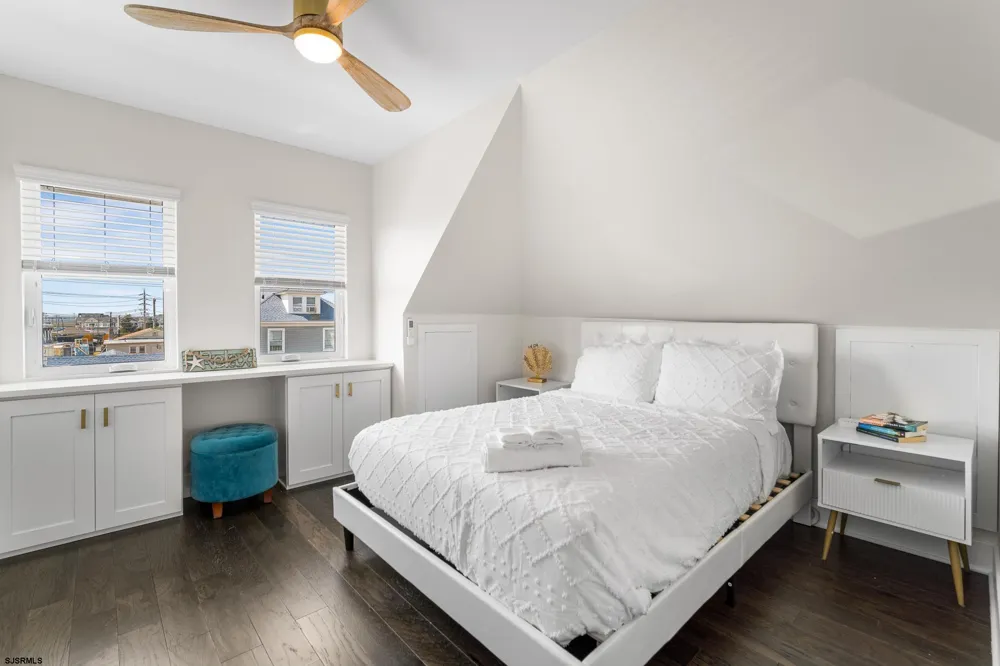 1059 Asbury Ave Ocean City, NJ 08226
