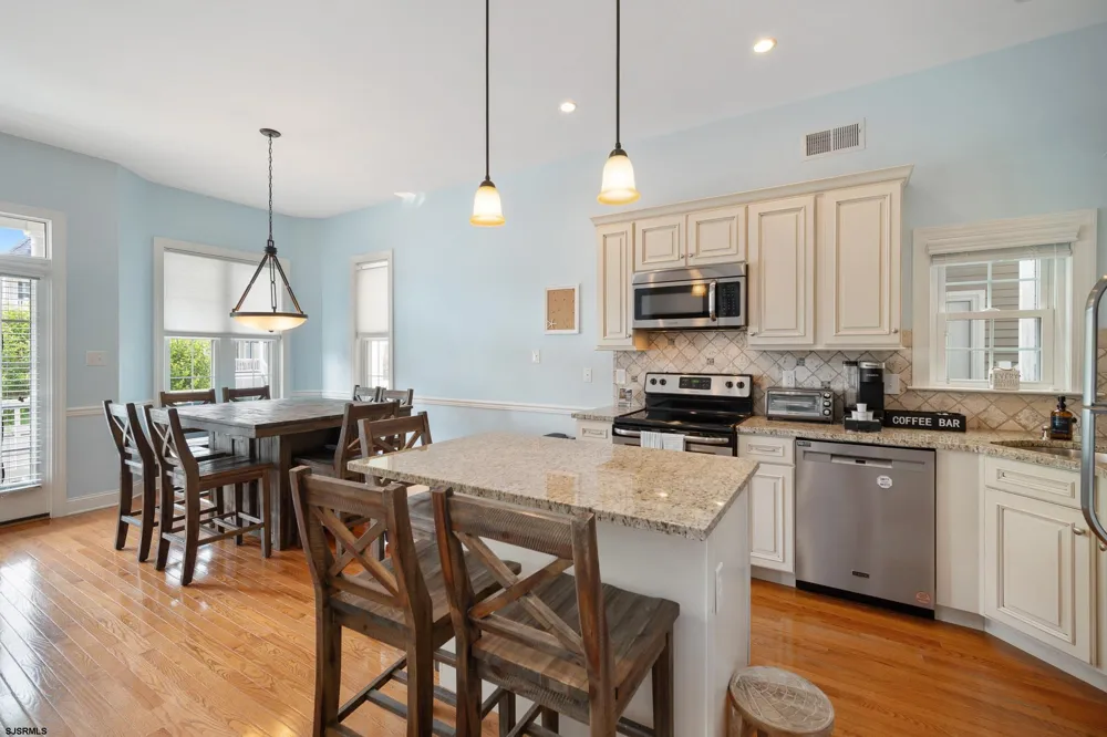 2720 Asbury Ave Ocean City, NJ 08226