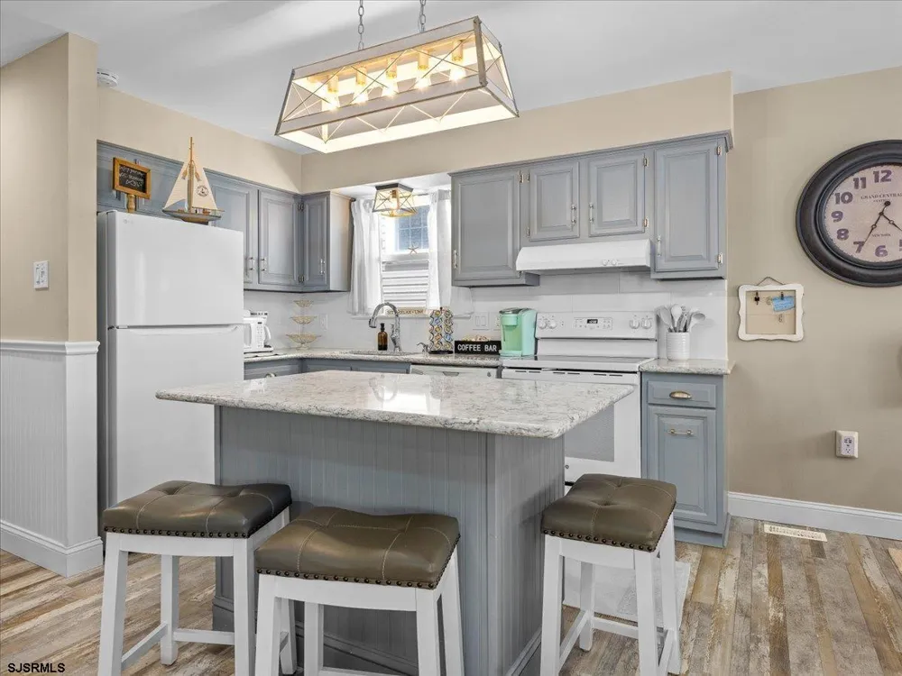 5724 Asbury Ave Ocean City, NJ 08226