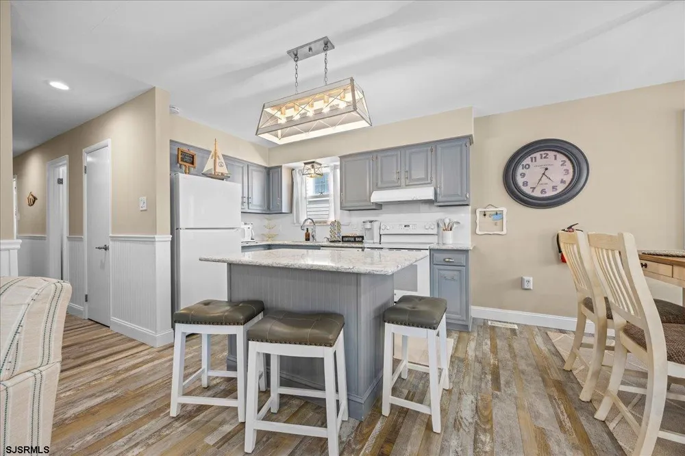 5724 Asbury Ave Ocean City, NJ 08226
