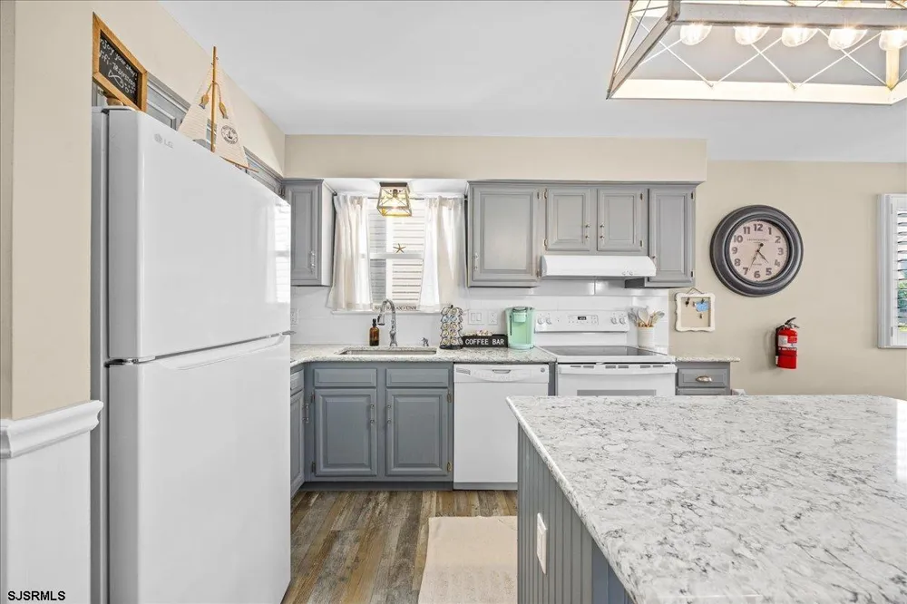 5724 Asbury Ave Ocean City, NJ 08226