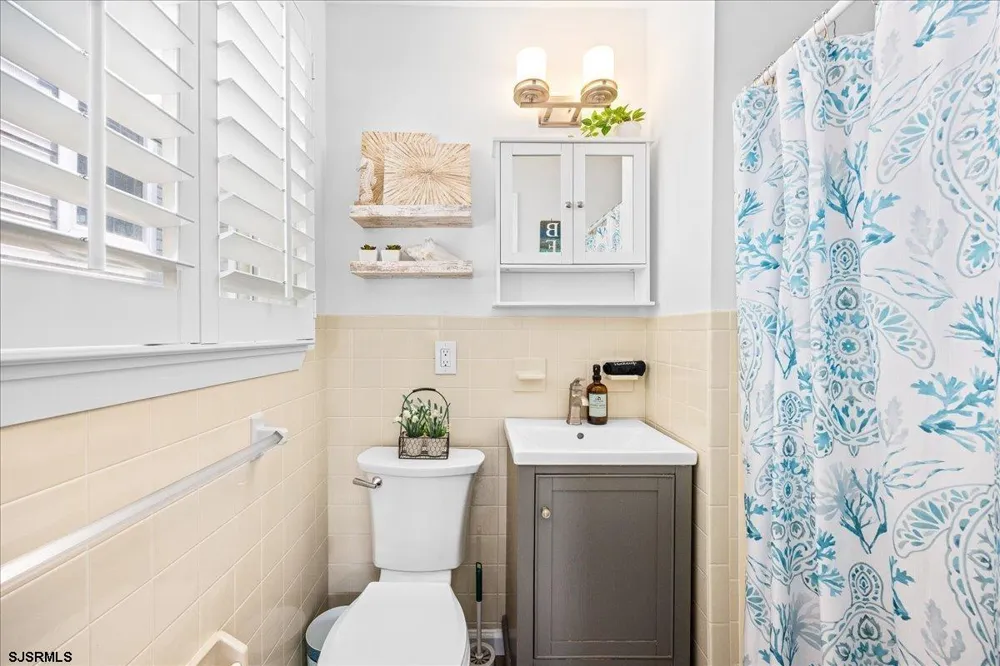 5724 Asbury Ave Ocean City, NJ 08226