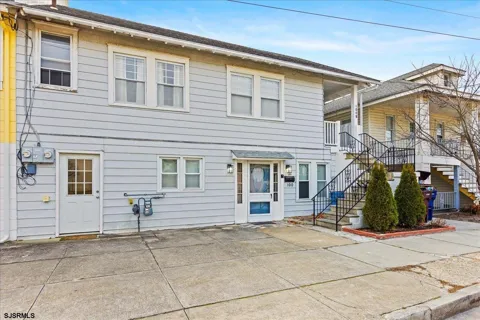 100 N Bryant Ave