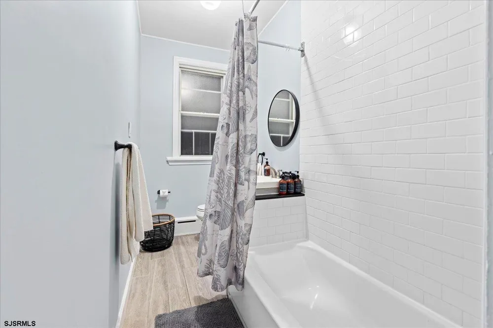100 N Bryant Ave Ventnor, NJ 08406