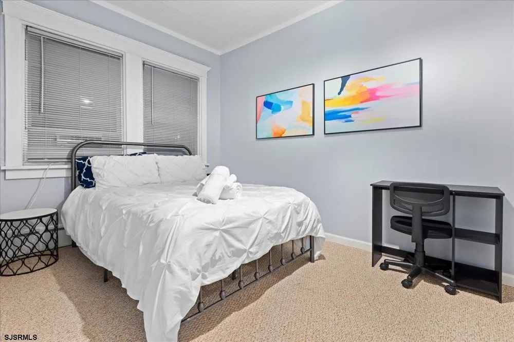 100 N Bryant Ave Ventnor, NJ 08406