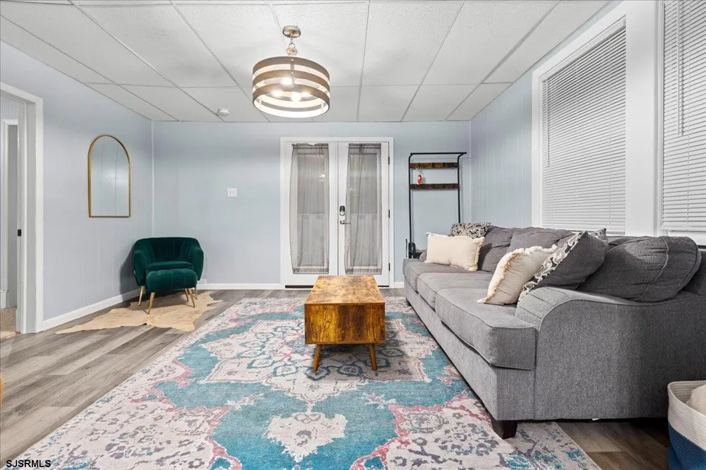 100 N Bryant Ave Ventnor, NJ 08406