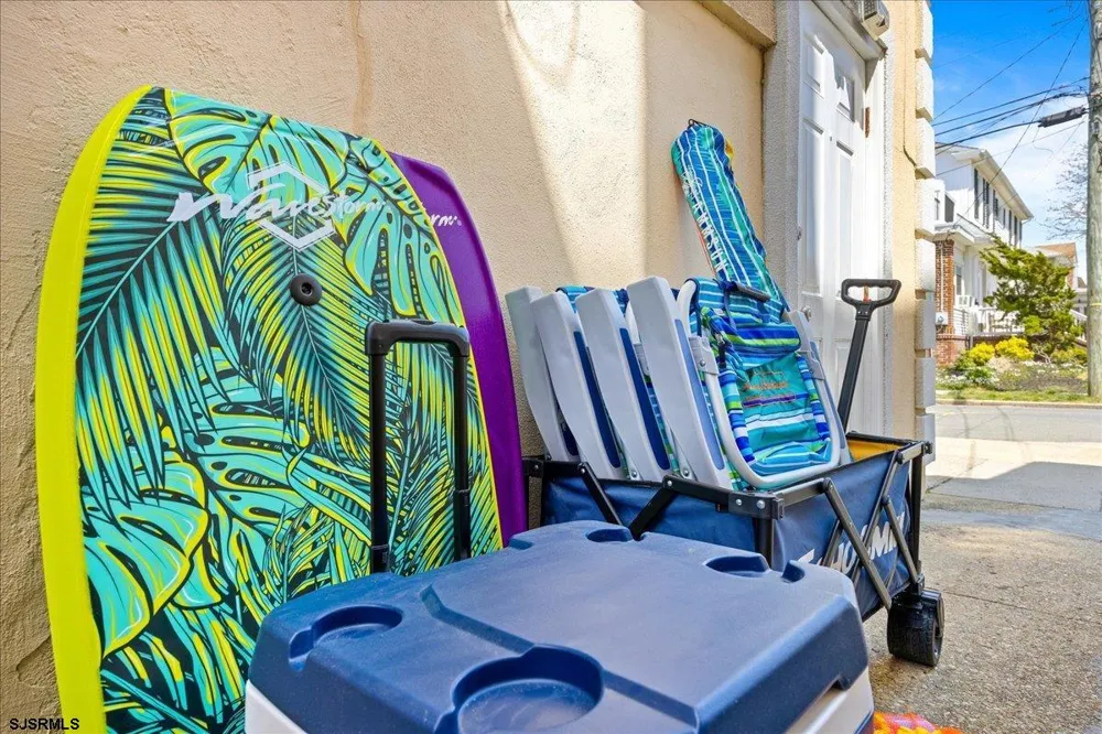 14 S Jackson Ave Ventnor, NJ 08406