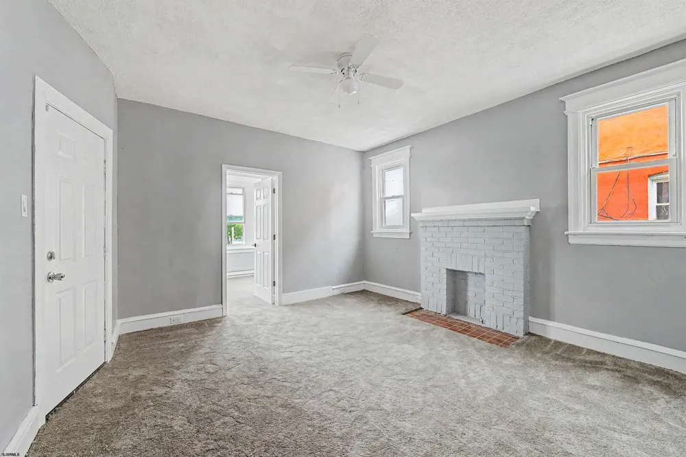 121 N Kingston Ave Atlantic City, NJ 08401
