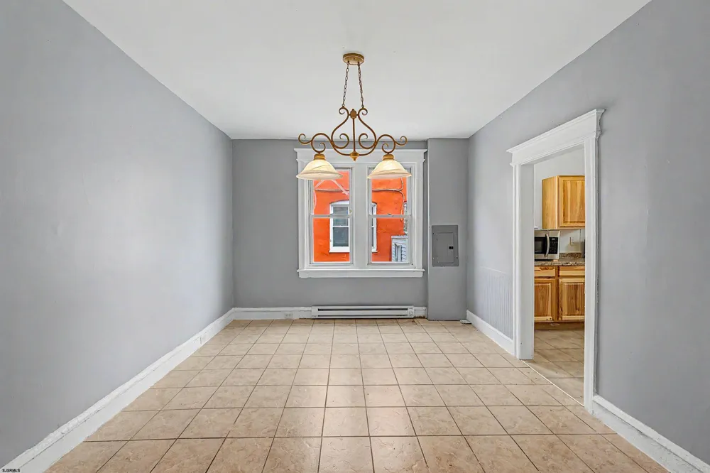 121 N Kingston Ave Atlantic City, NJ 08401